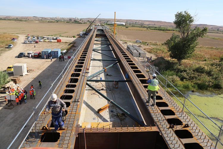 El nuevo puente de Gelsa se reabrirá al tráfico a principios de diciembre