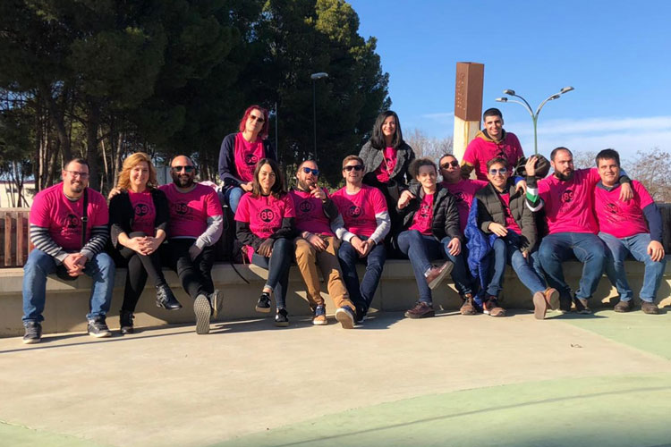 Los quintos del 89 de Escatrón celebran su entrada en la treintena